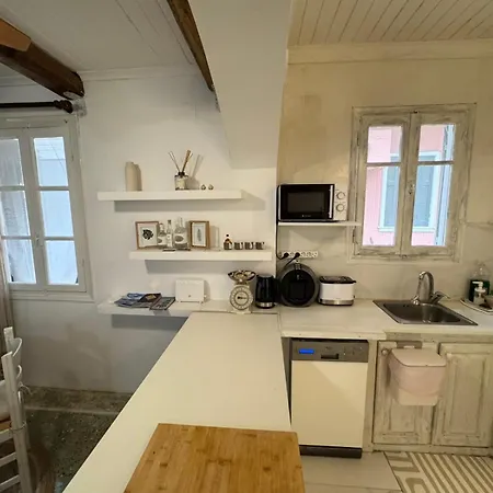 Blau Haus Townhouse Tatil Evi Lefkáda